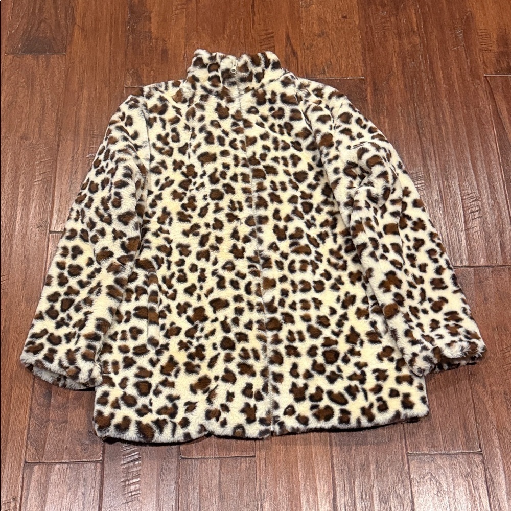 Leopard Print Faux Fur Jacket One size (Fits like an XL) - Picture 3 of 10